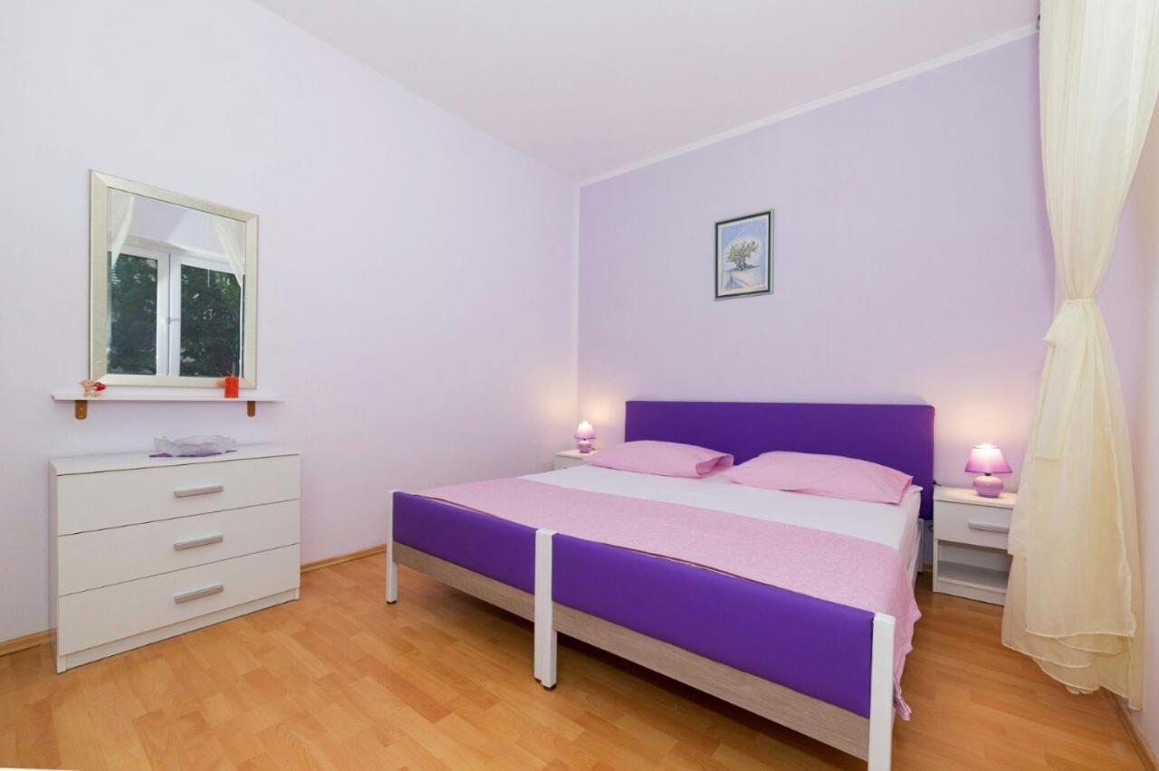 Beautiful Apartment In Center Of Trogir Eksteriør billede