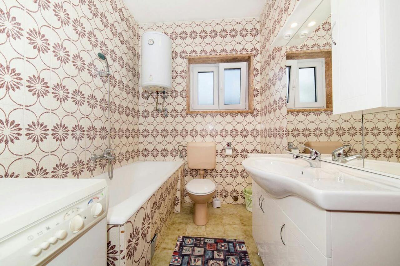 Beautiful Apartment In Center Of Trogir Eksteriør billede