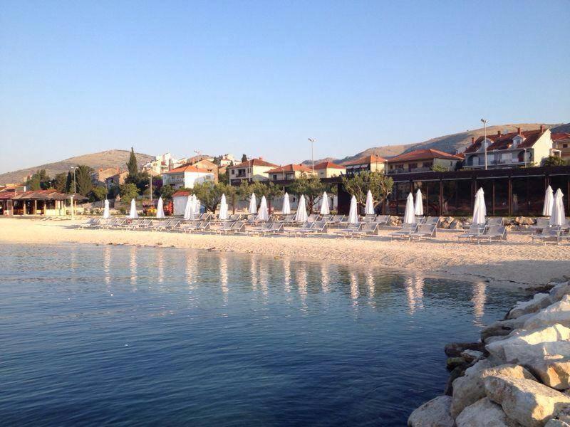 Beautiful Apartment In Center Of Trogir Eksteriør billede